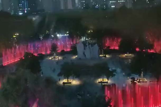 河南洛陽(yáng)市周王城廣場(chǎng)音樂(lè)噴泉